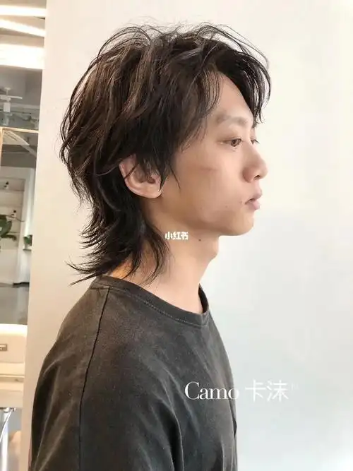 附近哪里做头发好  #狼少年  #根据脸型选发型  #男生烫发  #鲻鱼头