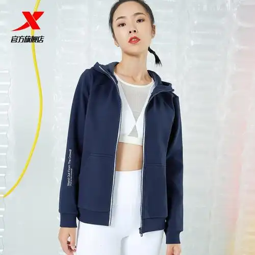 上衣特步外套女连运动2021冬季新款运动休闲女装运动茄克