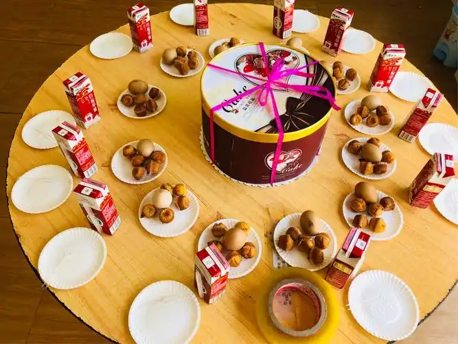 小生日,大感动——记留守儿童的生日会