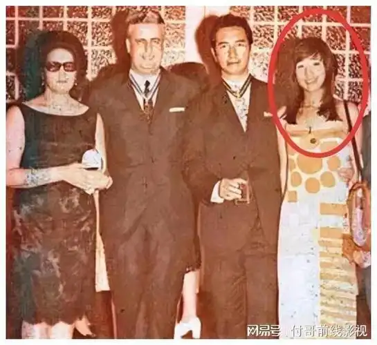 赌王何鸿燊靠大房黎婉华上位,可大房一家却病的病,疯的疯!