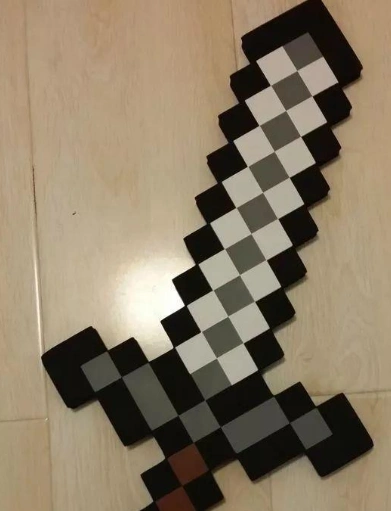 我的世界:石剑,铁剑和钻石剑,谁的性价比最好?