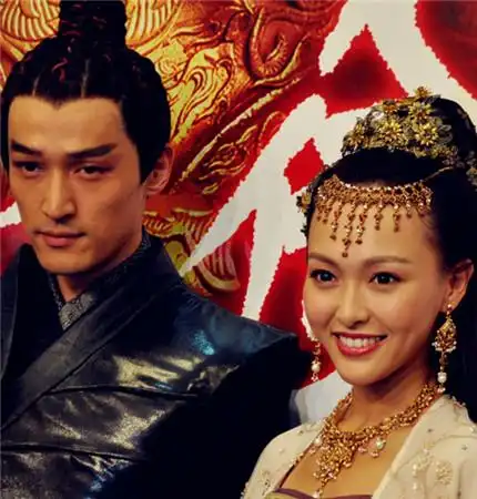 图胡歌和唐嫣演过的电视剧轩辕剑一场凄美缠绵的爱情