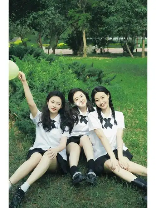 毕业写真  #毕业季  #闺蜜写真  #美美三人行  #三人闺蜜照  #三人