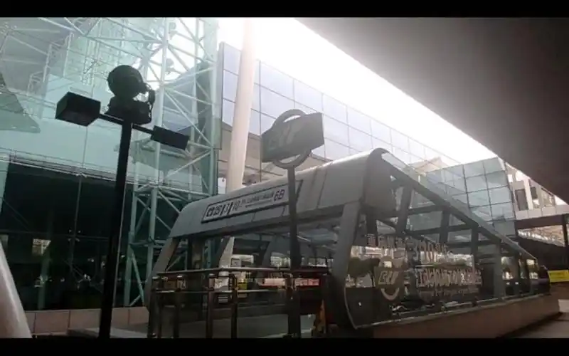 重庆地铁10号线和轨道3号线终点站江北机场t2航站楼到了 江北区机场的