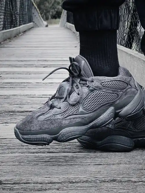 椰子yeezy500黑武士