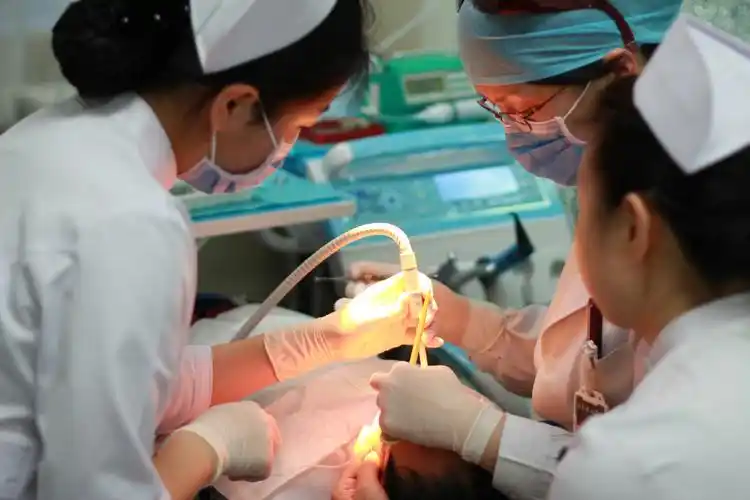 无痛牙科治疗中心