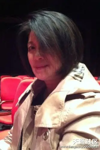 赵姨娘微博发飙,大家速速围观.另外有料的筒子爆一下.