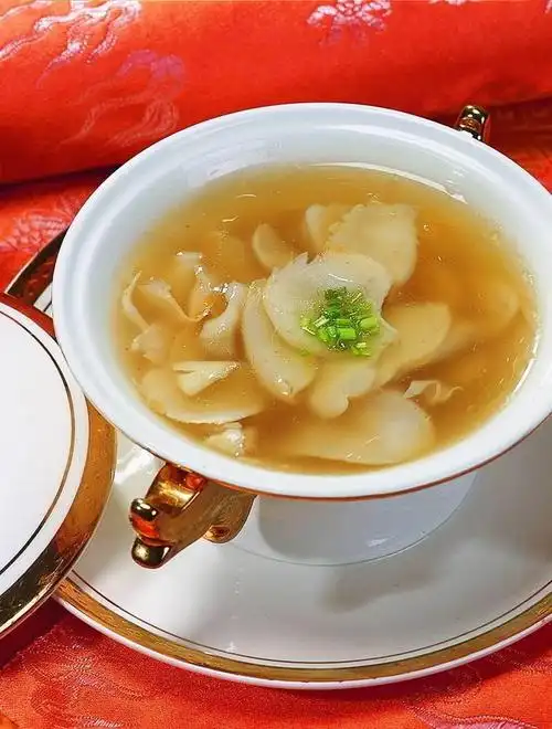 四大菜系鲁菜之一:乌鱼蛋汤的做法