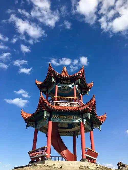 新疆哈密天山庙