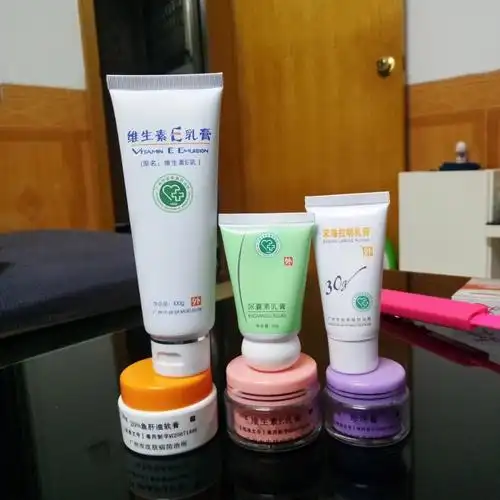 晚上厚敷一下第二天水润不起皮珍珠膏说明