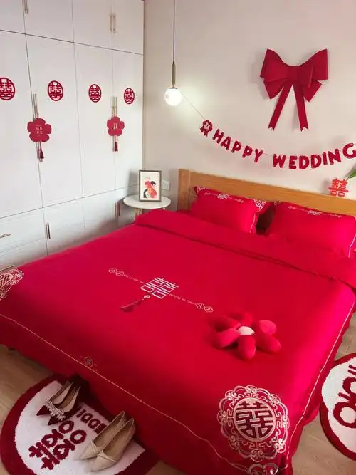 10月结婚速98,接亲房间是重点哦73一套喜而不俗的床品是点睛之笔