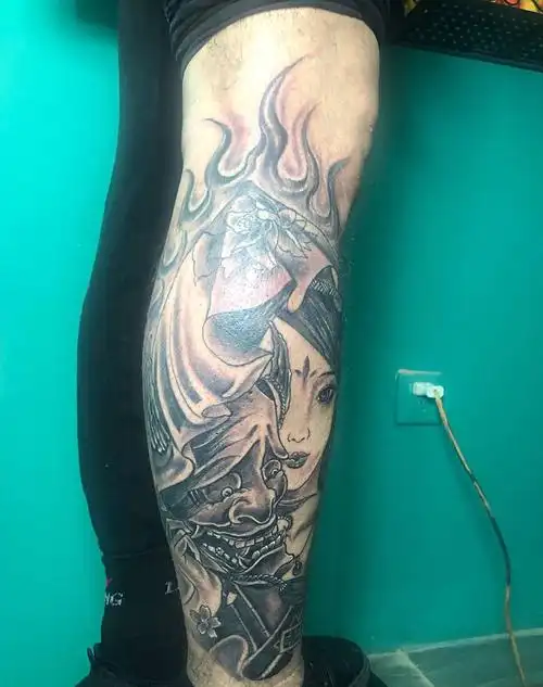 艺妓纹身图片_腿部纹身图案