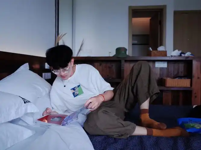 做个阳光大男孩吧