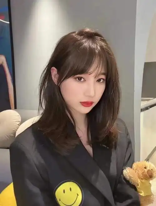 都需要时间去维护的##广州发型设计  #发色分享  #法式刘海