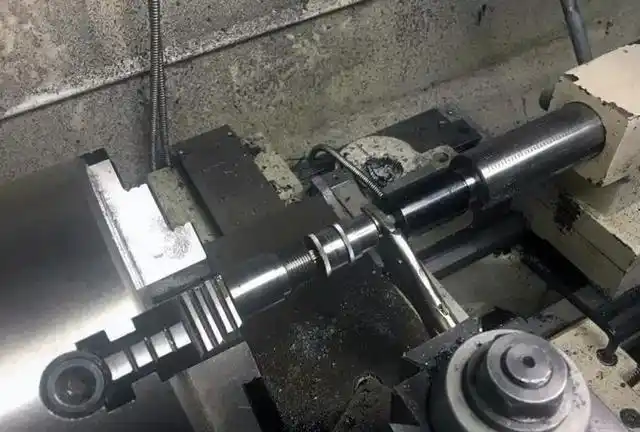 枪管毛坯内部全是某个缠距的膛线,需要自行加工出弹膛.