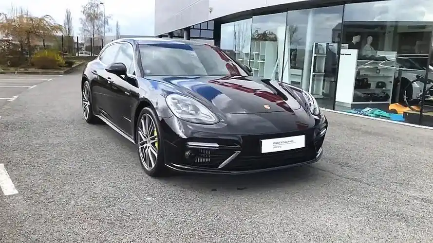 实拍2020款保时捷帕拉梅拉sport,颜值太帅了