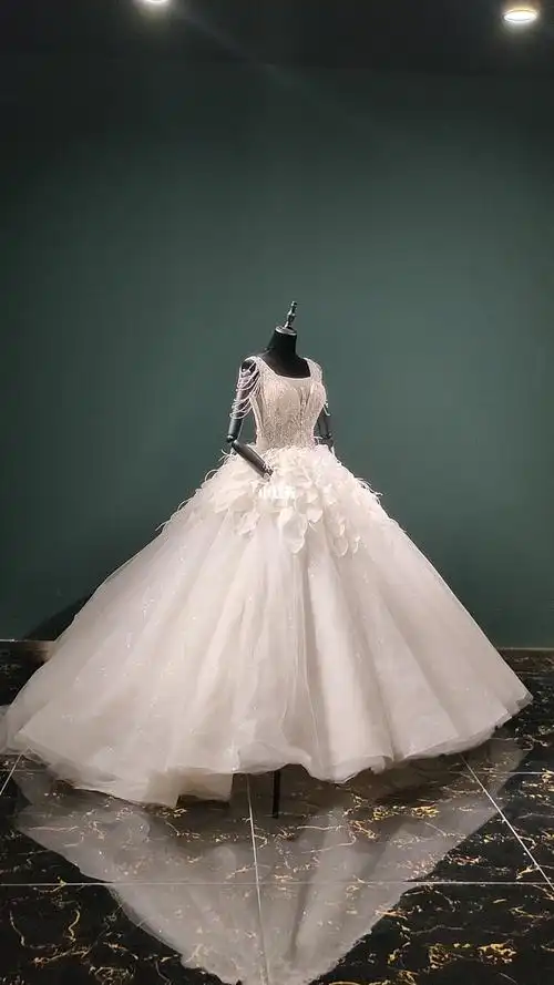 专业的事情交给专业的人婚纱礼服拍摄