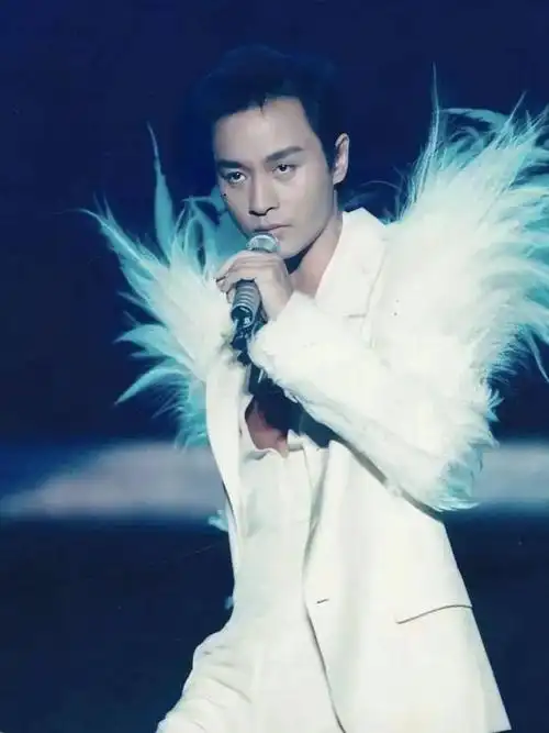 怀念哥哥 ai复活明星不新鲜,"复活"张国荣4年前就已实现