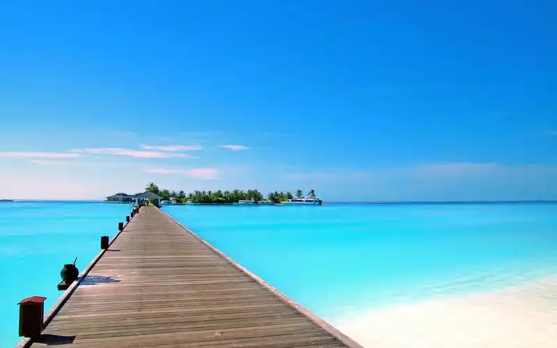 夏日度假好去处:海滩,风景-回车桌面