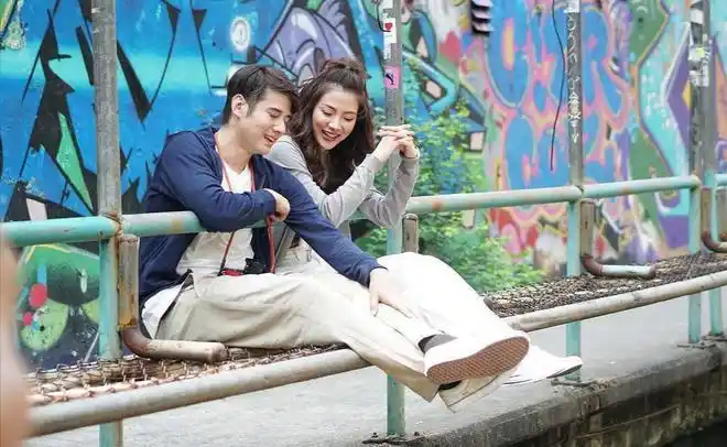 初恋这件小事10年男女主同框惹热议网友小水好漂亮