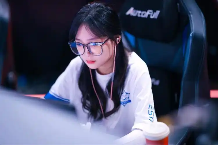 记录——妹妹虎牙estar-草莓直播日记(2024年1月27日)