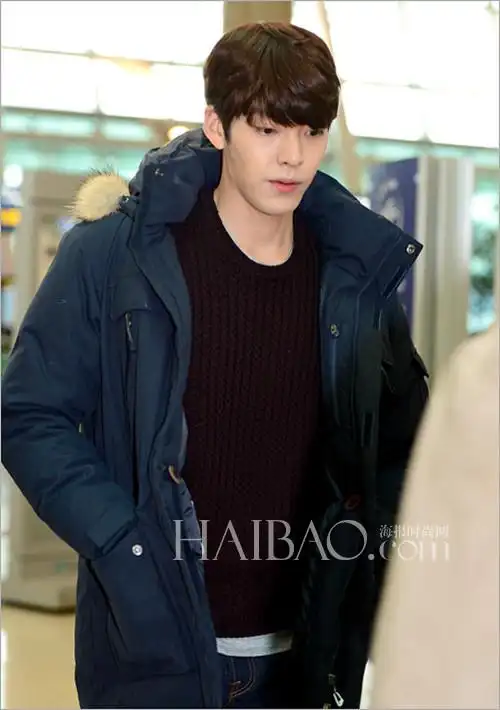 金宇彬最新明星街拍