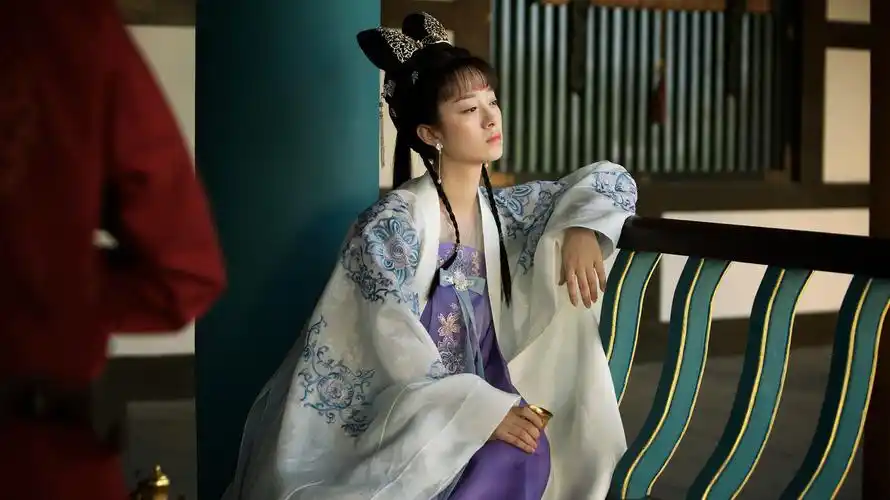 《第二次也很美》的王蕾,95后北影小花,曾出演《玄门大师》_徐好