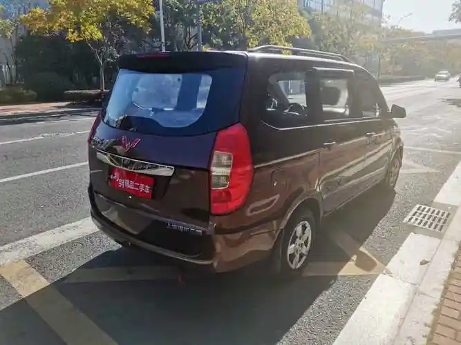 五菱 五菱宏光  2015款 1.5l s 基本型国v图片