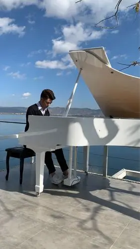 赵海洋吧-百度贴吧--欢迎溜达《夜色钢琴》赵海洋贴吧--姓名:赵海洋