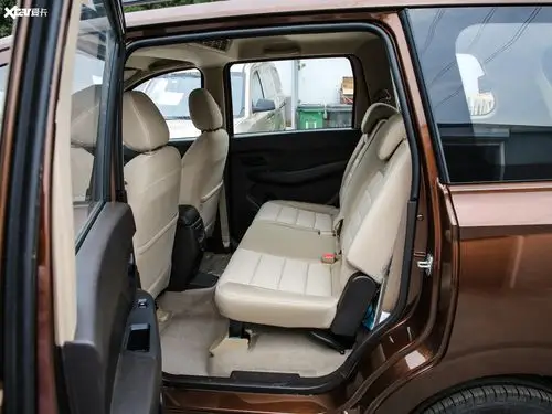 【2020款五菱宏光s 1.