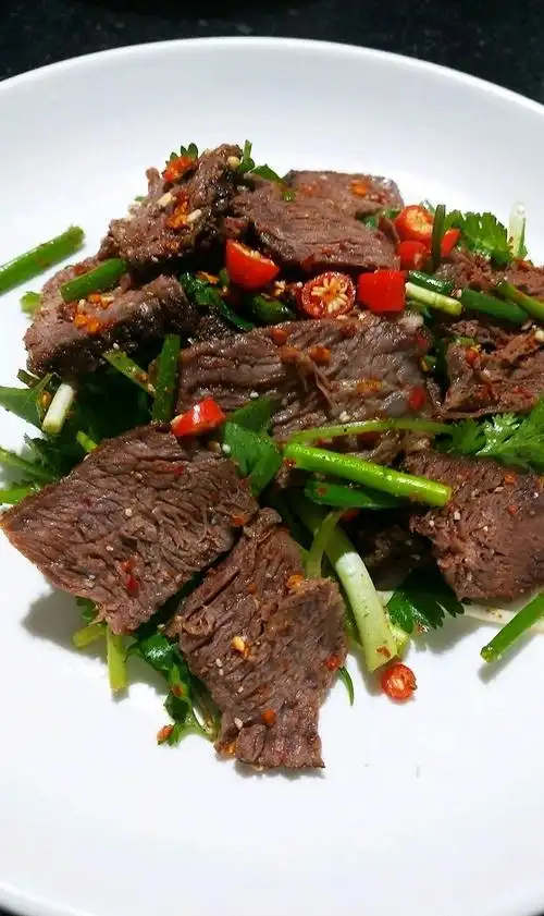 干拌牛肉