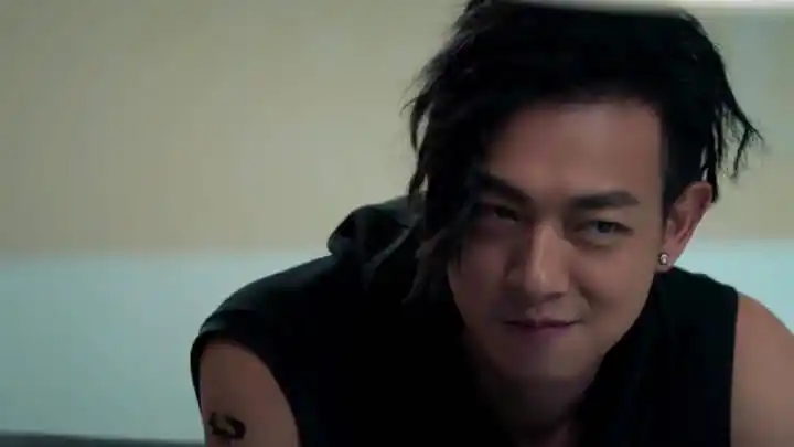 梁烈唯《飞虎之潜行极战》饰肯尼