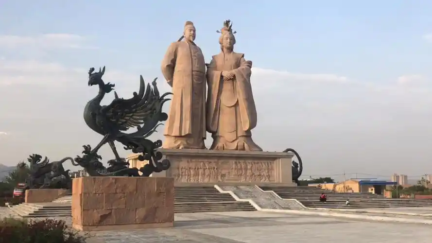 航拍陕西武则天乾陵一座帝陵两个皇帝合葬规模宏大太壮观了