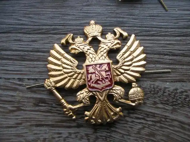 俄罗斯三种双头鹰帽徽(每枚20元)