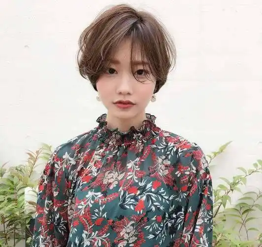 适合瓜子脸女生的短发发型有哪些?