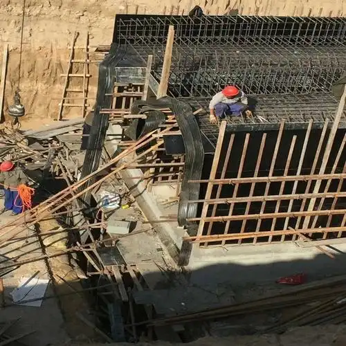 中埋式橡胶止水带安装图片