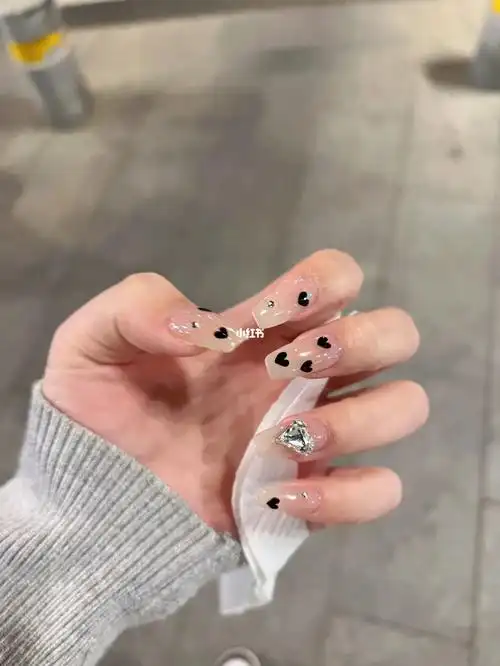 随手拍高冷辣妹美甲