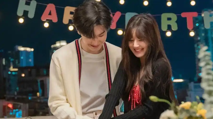 偷偷藏不住丨段嘉许天台表白桑稚名场面,老狐狸打直球脸红心跳