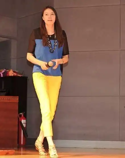 谢杏芳身材不得了!