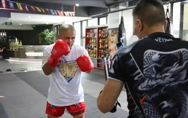 太极大师雷雷首次证实真实姓名,直言:自由搏击没人按套路打