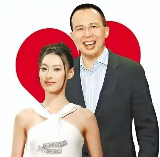 梁洛施李泽楷形如夫妻,女方变佛系,男方状态不错疑将回归家庭!