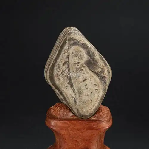 天然奇石玉猪龙