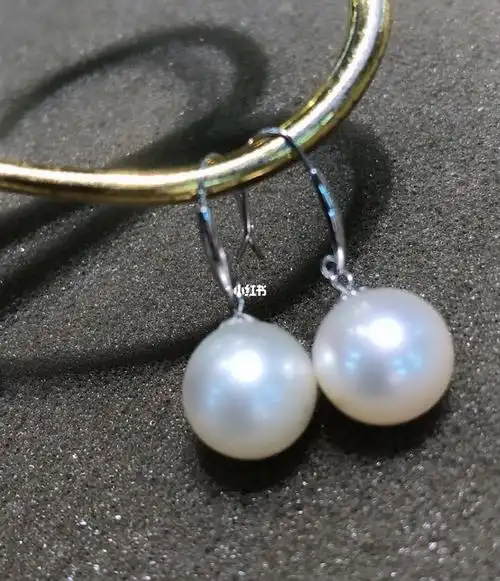 18k金南洋珍珠澳白耳环1000