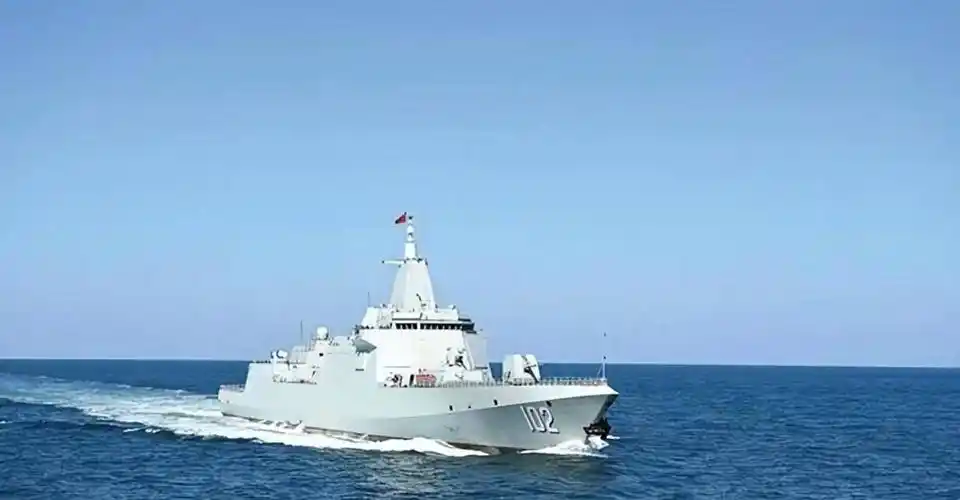 下饺子模式055大驱11号舰保定舰下水又一波造舰狂潮来袭