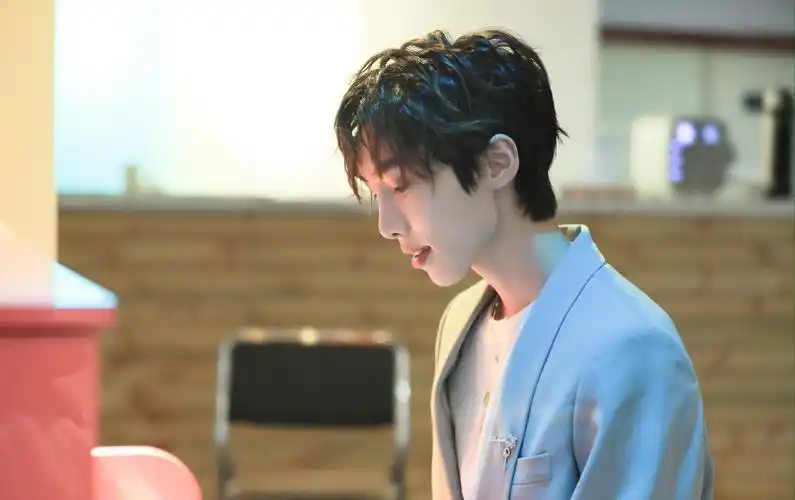 赵磊元气清新生活照图片59