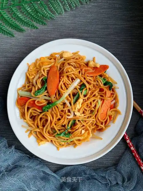 炒面的做法大全5分钟就能做一道超快手的家常炒面