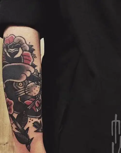 黑豹纹身图片_手臂old schoolnew school纹身图案