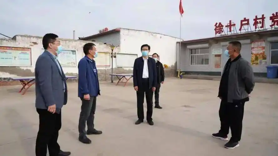 新河县委书记韩非到仁让里乡督导调研农村三资管理乡村振兴疫情防控等