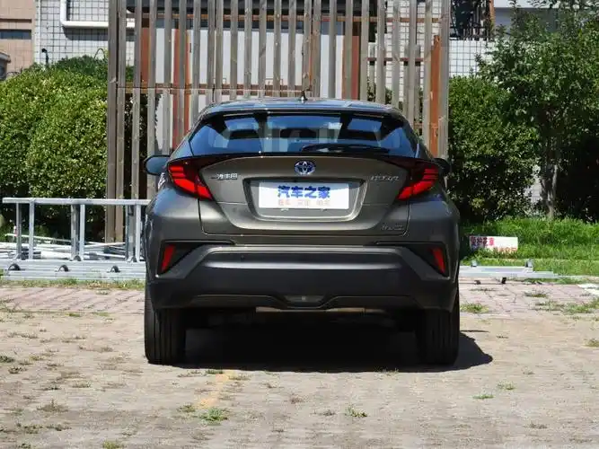 一汽丰田 奕泽izoa 2021款 双擎 2.0l 奕炫版