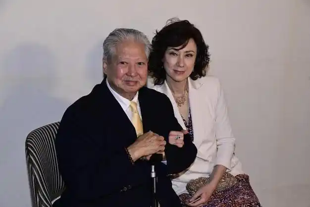 69岁的成龙,61岁的李连杰,72岁的洪金宝,近照差距有点大|高丽虹|电影